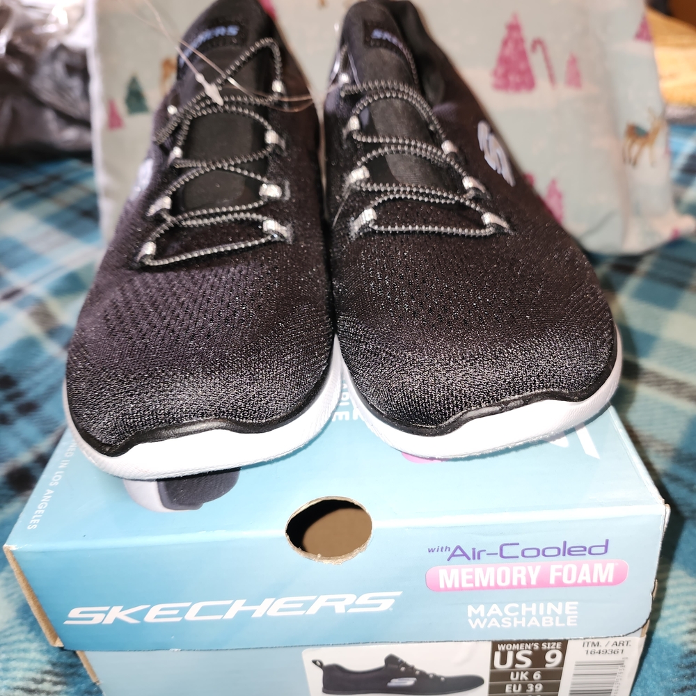 Skechers Black Sneakers with Air-Cooled Memory Foam